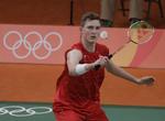 storspil.  Viktor Axelsen vandt suverænt sin anden kamp ved OL og er nu storfavorit i ottendedelsfinalen i morgen mod irske Scott Evans. 