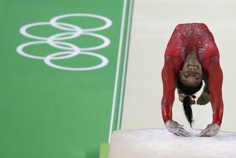 3. Simone Biles skovler guld ind i Rio. 