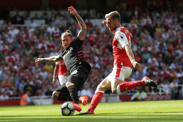 3-4. Arsenals Aaron Ramsey (th) er en af de spillere, der er slidt efter sommerens EM-slutrunde. 