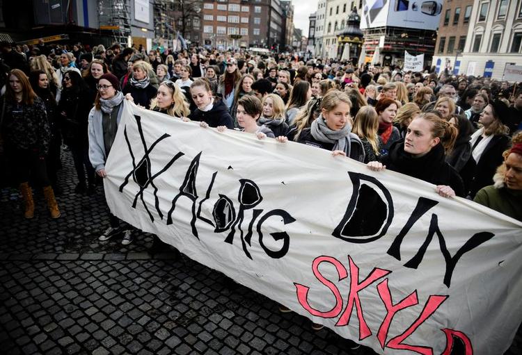 Protest. Under navnet 'Aldrig din skyld: Retfærdighed for voldtægtsofre' blev der afholdt demonstrationer i både København og Aarhus efter byrettens frifindelsesdom. 