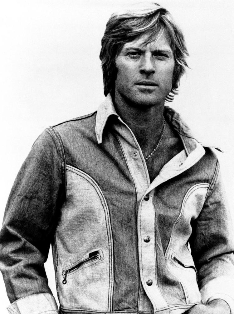Lækker. Robert Redford, her fotograferet i 1977, året efter at han spillede Bob Woodward i 'Alle præsidentens mænd'. Det lille foto er fra januar i år. 