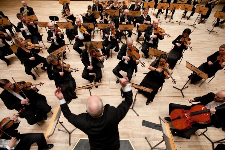 Fusion. Sønderjyllands Symfoniorkester kan efter Bertels Haarders mening slås sammen Schleswig-Holsteinisches Sinfonieorchester i Flensborg. 