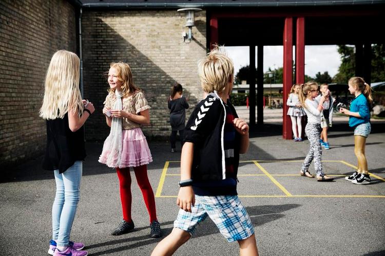 Trivsel. Fysisk aktivitet i skolen har positive effekter ikke bare på børnenes sundhed, men også på trivsel og læring. 