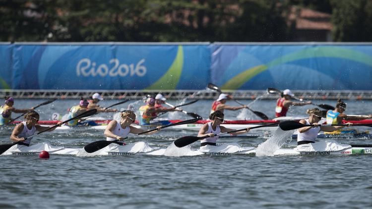 Boost. Den danske kajak i fuldt fart på vej mod OL-finalen. 
