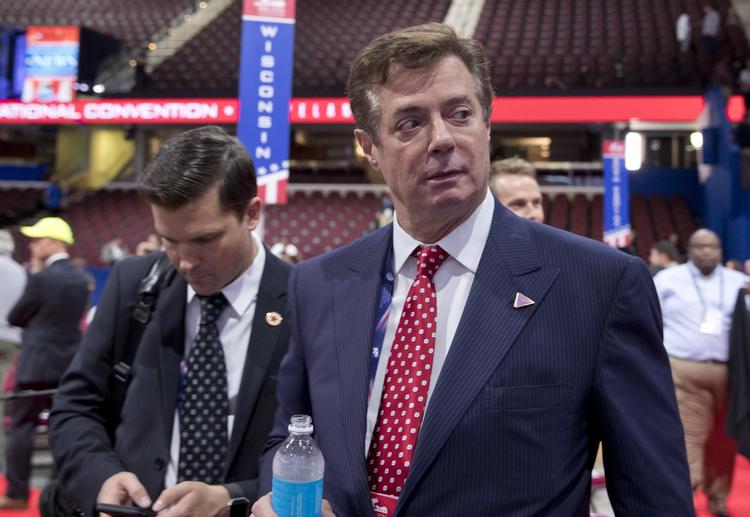 Exit. Paul Manafort kender det politiske game - i dag følte han sig nødsaget til at trække sig. 