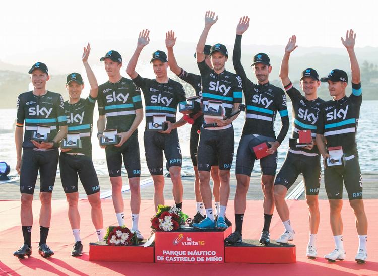 holdkonkurrence. Team Sky var bedste hold i åbningen på Vuelta á Espana. 