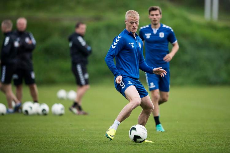 Tilbage. Efter en smuttur til Brasilien er Jens Jønsson i Superligaen igen. 