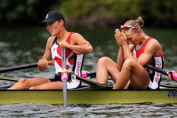 Letvægtsdobbeltsculler, indledende heat: Anne Lolk og Juliane Elander Rasmussen. 