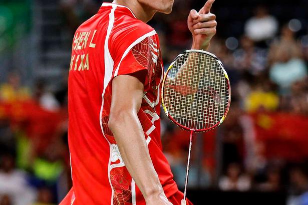 Kineseren Chen Long var  til gengæld i godt humør efter sin sejr i en af kvartfinalerne. 