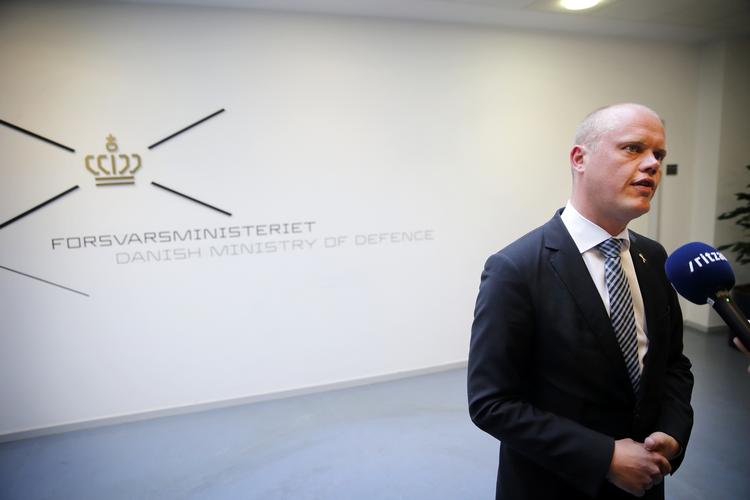 Forældelsesfrist. Forsvarsminister Peter Christensen (V) og juristerne i Forsvarsministeriet er nu gået i tænkeboks ift eventuelt at kære afgørelsen fra landsretten. 