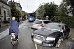 antændt. Natten til tirsdag gik det ud over denne Audi på Baldersgade på Nørrebro, hvor også tre knallerter blev brændt af. 