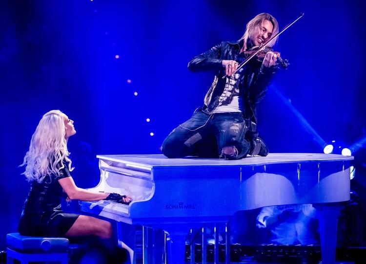 Falsk. Den tyske violinist David Garret var blandt lytteønskerne i 'Hej P2', og han spillede falsk, så det skar i ørerne. 