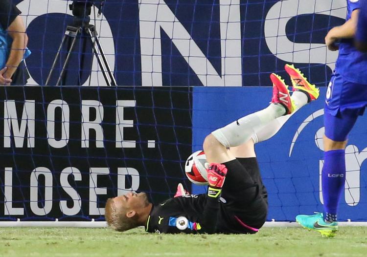 Skade. Den danske landsholdsmålmand og keeper for Leicester, Kasper Schmeichel, skal operes. 