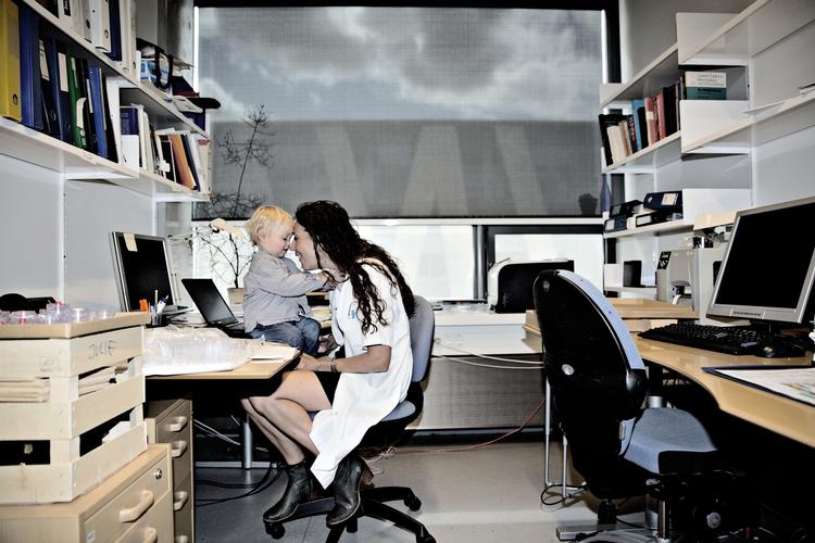 Julie Antvorskov, seniorforsker på Rigshospitalet, spiste glutenfrit, mens hun var gravid, for at forsøge at sikre at hendes søn ikke udvikler type 1-diabetes. .Foto: Joachim Adrian 