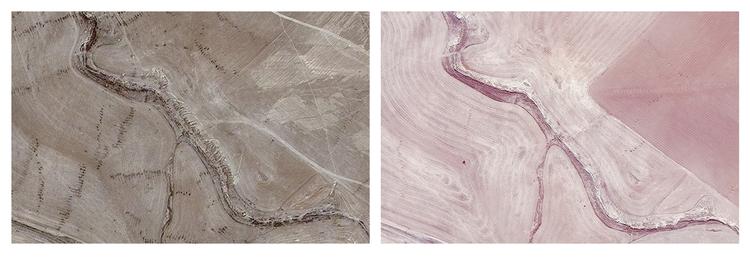 Fotos. Man mener, at satellitbillederne her afslører en massegrav i Irak. Billedet til højre er fra juli 2014, mens billedet til venstre er fra november 2015. 
