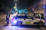 UTRYGT. Efter skudepisoden var der politi på alle gader omkring fristaden. 