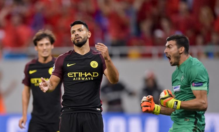 Straffet. 6 mål i 3 kampe er det blevet til for  Sergio Agüero i denne sæson. De næste tre kampe må han sidde ude. 