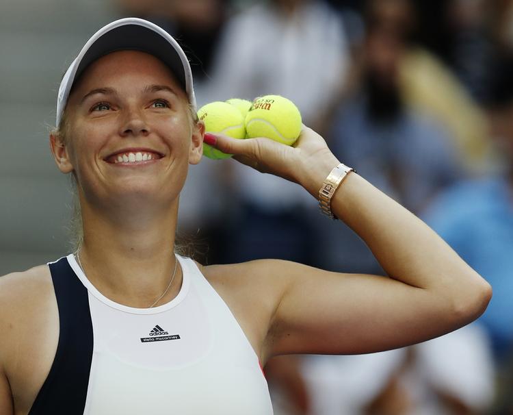 COMEBACK. Caroline Wozniacki har næsten haft lutter modgang i denne sæson, men netop nu er smilet tilbage. 
