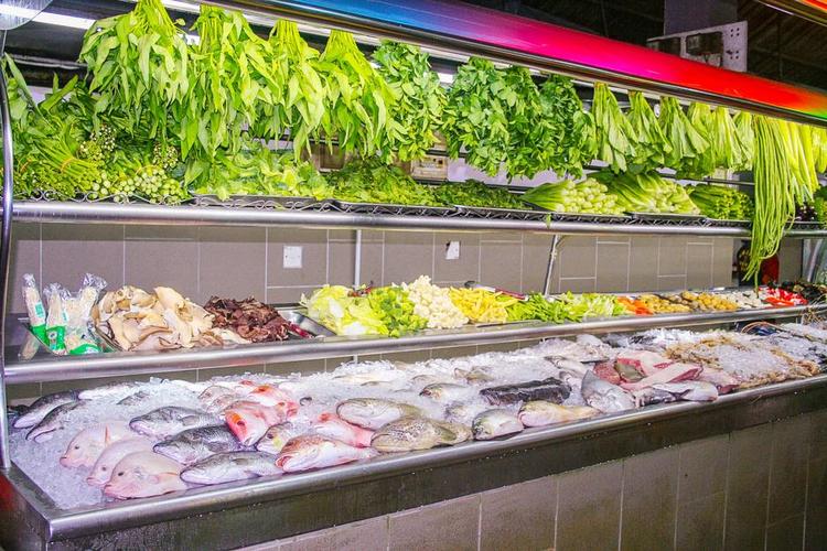 BORNEO. Frit valg fra fiskehylden. 