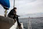 aktivisten. Annika Holm sejlede sammen med venner udlændinge til Sverige på dene båd. Selv kalder hun sig for 'medmenneskesmugler'. 