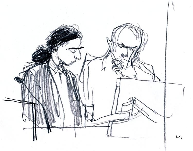 Retssag: Yahya Hassan ses her med sin forsvarer Michael Juul Eriksen. 