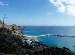 Kajplads. Når krydstogtskibe lægger til land i Villa Baleira på den portugisiske ø Porto Santo, ser det således ud. 