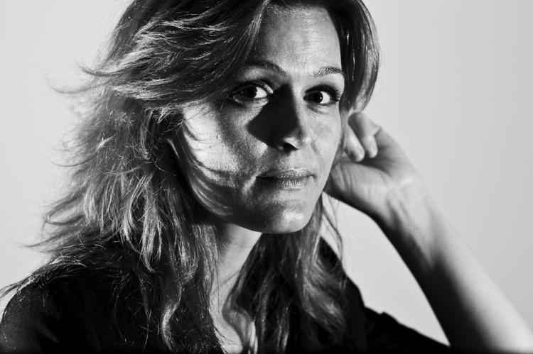 SMAGFULD. Randi Laubek viser eksperimenterende sider af sig selv med sin nyeste udgivelse. Arkivfoto: Per Folkver 