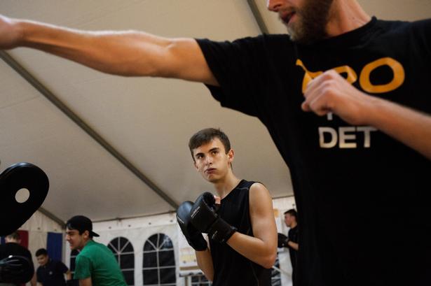 STYRKE. Indlæring uden at være i fysisk form går slet ikke for unge drengen i 8. klasse. 