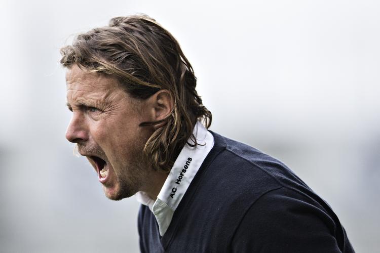 TRIUMF. Horsens-træner Bo Henriksen har fået en fornem start på jobbet i Superligaen, hvor hans hold ligger trygt i top 6. 
