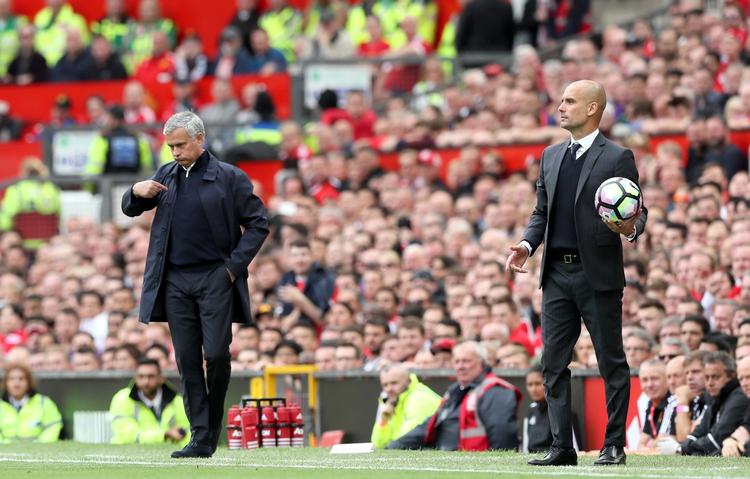 Mourinho/Guardiola. Spanieren (th.) og City tog sejren mod Mourinho og co. 
