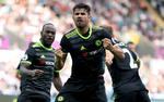 Redningsmand. Diego Costa scorede sit 3. og 4. sæsonmål mod Swansea. 