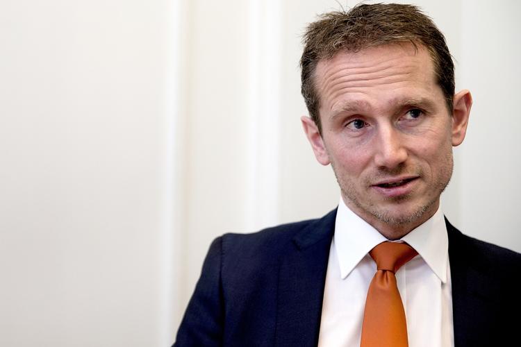Dumper. Kristian Jensen dumper Jean Claude Junckers redningsplan for EU. 