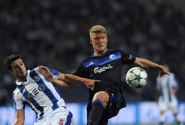 MÅLFARLIG. Andreas Cornelius viser sig frem på den europæiske scene mod Porto. 