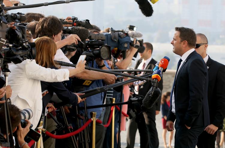 fremtidssnak. Regeringsledene i EU holder topmøde i Bratislava i dag for at diskutere unionens fremtid, efter at briterne har stemt for at forlade den. 