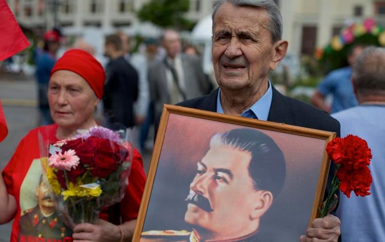 »Putin kunne være blevet en ny Stalin, men desværre ville han ikke«, siger Vladimir Malasjonok, 76 år. 
