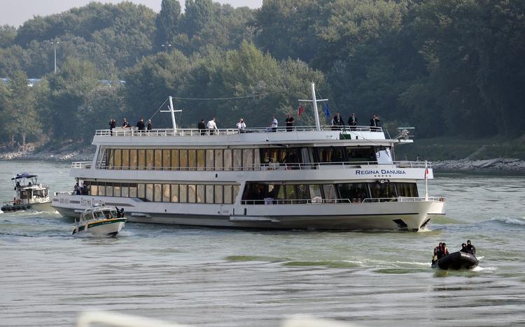 Sejltur. En del af dagens EU-topmøde I Bratislava foregik på Donaufloden. 