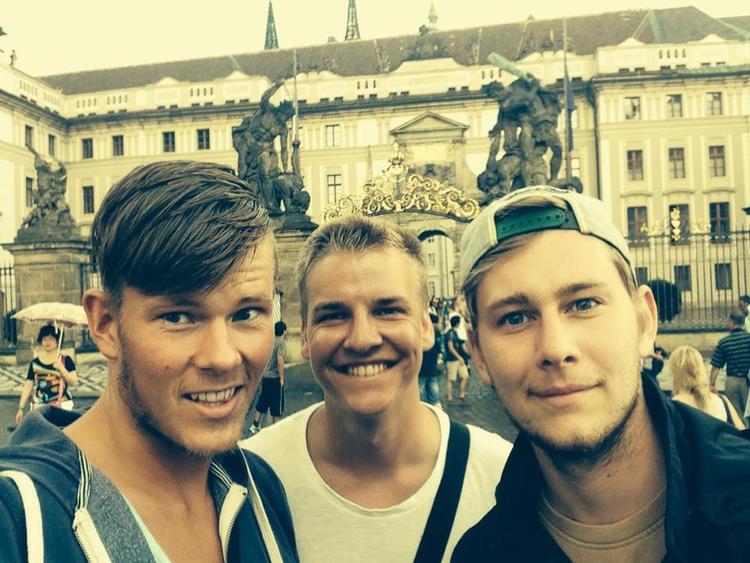 Tro. For Troels Nymann (t.h.) var det rart at være sammen med andre kristne fra gymnasiet. Privatfoto fra en interrailtur. 