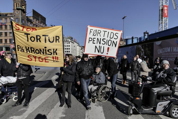OPRØR. Der har flere gange de seneste måneder været demonstrationer mod det nye kontanthjælpsloft. Arkivfoto: Miriam Dalsgaard 