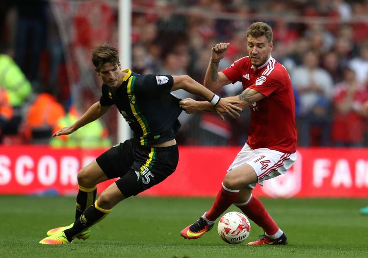 Bendtner. Den danske angriber er kommet ind fra bænken i sine to første optrædener. I aften spiller han formentlig fra start. 