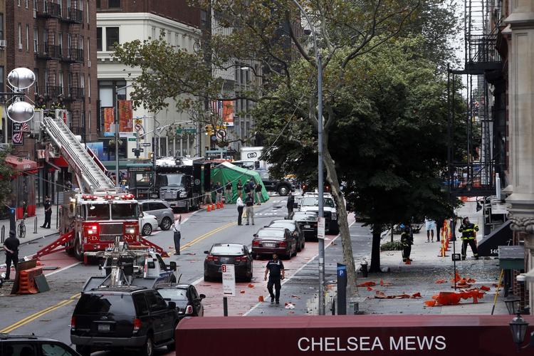 Almindelig. Normalt er West 23th Street en ret tilforladelig gade på Manhattan. Hvorfor netop den var målet for bomben, er uvist. 