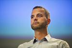 Stop. Morten Østergaard (R) og Søren Gade (V) vil stoppe det politiske hastværk ved at ændre reglerne for hastelovgivning. 