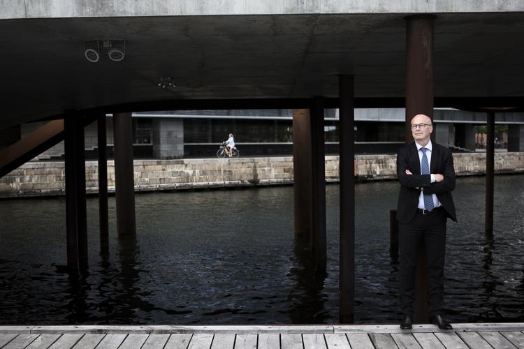 modvind. Totalkredit med direktør Troels Bülow har været i modvind i sagerne om det gebyr, som hedder bidrag. 