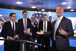 Aktier. Der var smil over hele linjen, da Nets blev børsnoteret fredag morgen. 