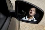 Forslag. Uber indfører mandag et nyt system, hvor chauffører kan sige ja til, at Uber indberetter dem til Skat. Carl Edvard Endresen, der er chef for Uber i Danmark og Norge, afviser dog fortsat at indsende oplysninger for de kørere, der ikke siger ja - til skatteministerens ærgrelse. 