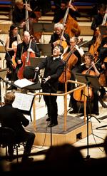 Succes. Fra 2007 og indtil oktober sidste år var kinesiske Lan Shui chefdirigent for Copenhagen Phil, og deres Beethoven er overrumplende. Arkivfoto: Miriam Dalsgaard 