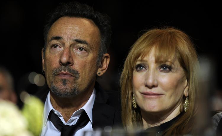 Kærlighed. Bruce Springsteen ses her med sin kone, Patti Scialfa. 
