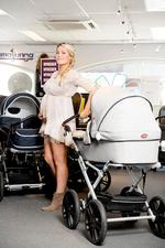 Ægte. Kultureliten vil muligvis mene, at de utallige timer i Amalies selskab er spildt, men hendes ærlige og meget direkte facon synes skabt til tv. 