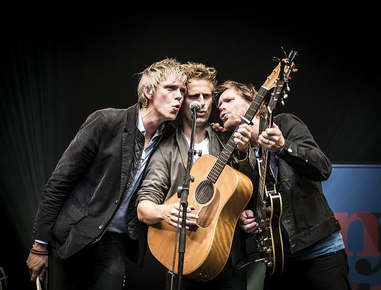 Lyd. Folkeklubben giver et par numre og signerer plader til BEAT's åbningsfest i morgen. 