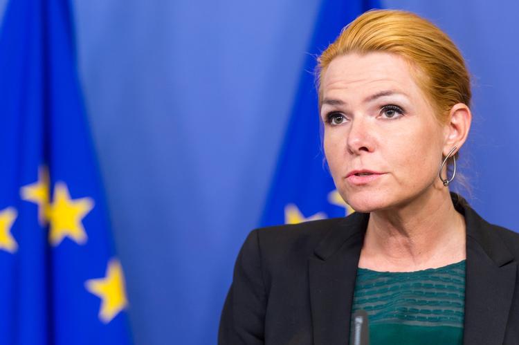 Dom. Anført af udlændingeminister Inger Støjberg (V) er det en mærkesag for regeringen at gå til kanten i udlændingeloven. En EU-dom fra april har ført til, at sager om familiesammenføring bliver genoptaget. 