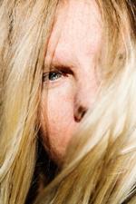 Debutant. Hvir er den akademiske dybde i 'Kvinder og kujoner'? 